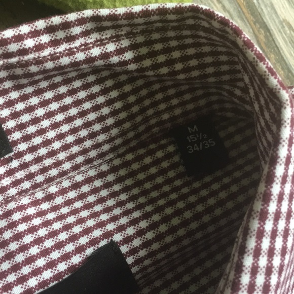 Men’sButton Medium - Picture 4 of 4